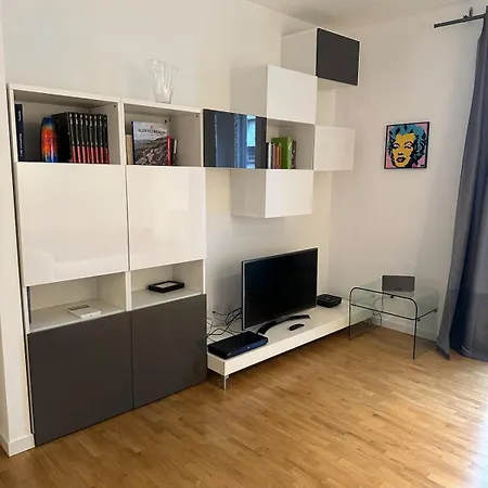 Nineteen Apartment Milan